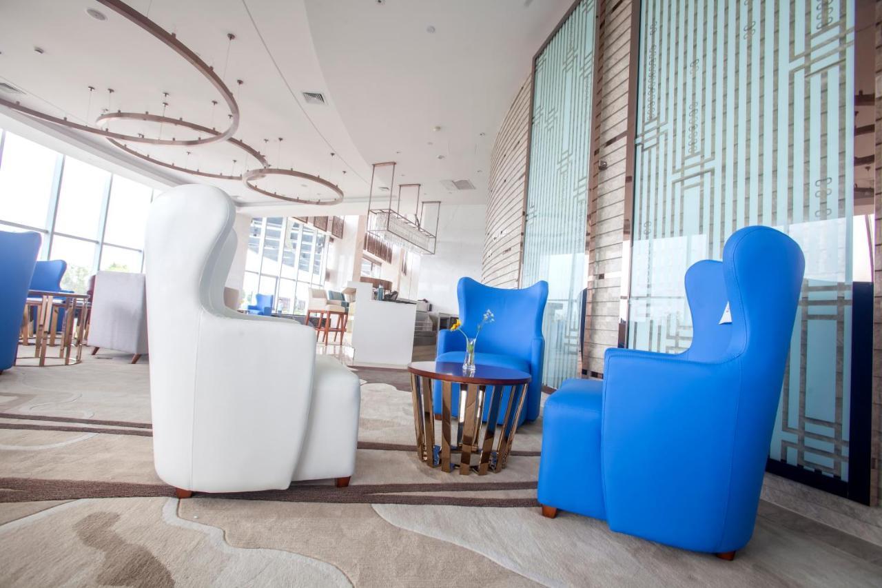 Howard Johnson Xiangyu Plaza Linyi Linyi  Extérieur photo