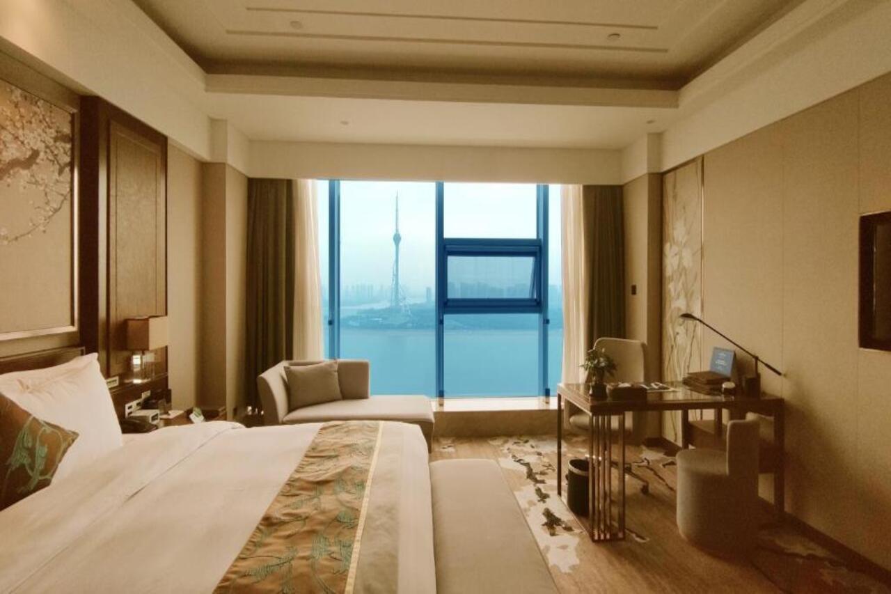 Howard Johnson Xiangyu Plaza Linyi Linyi  Extérieur photo