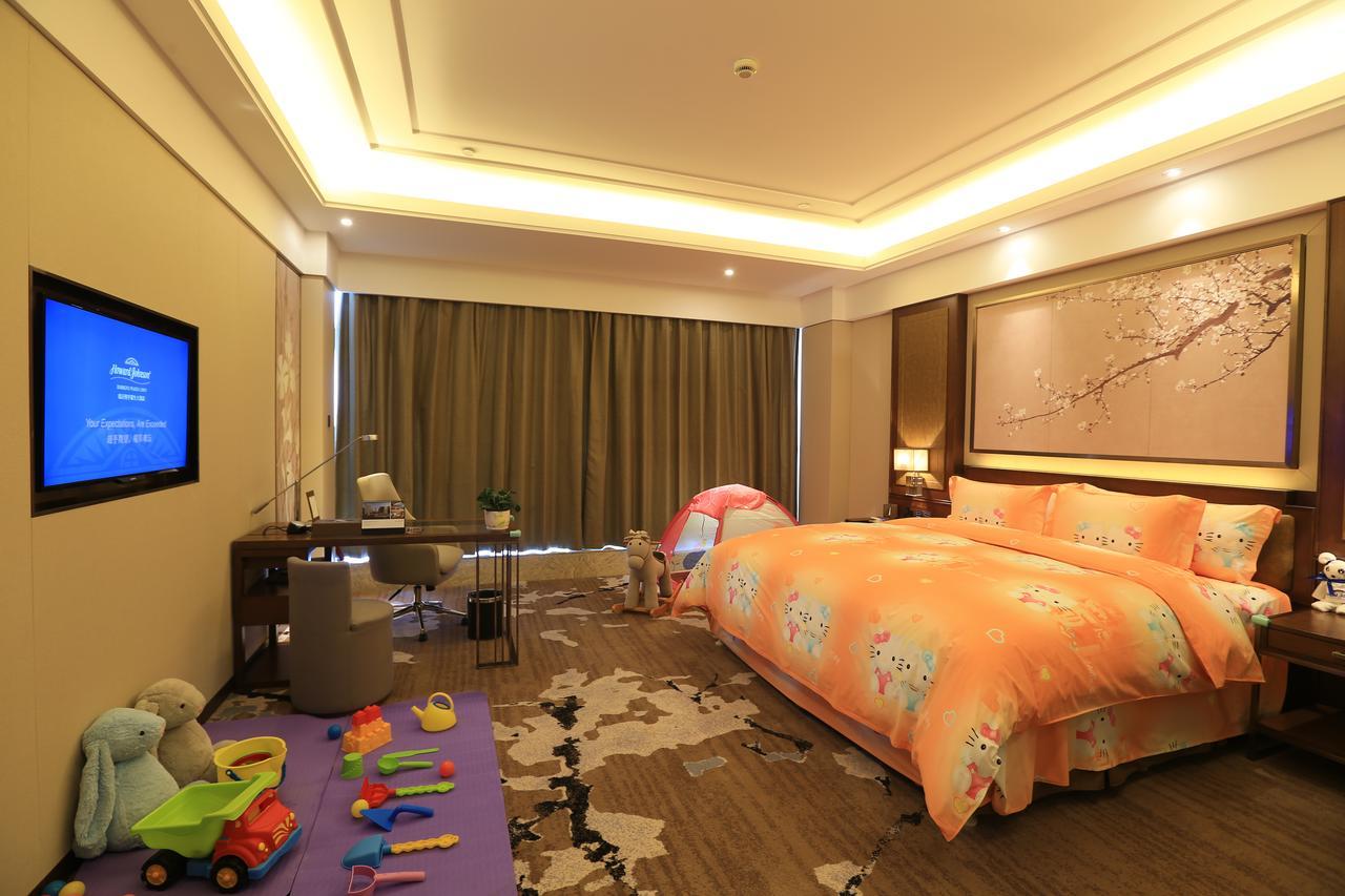 Hotel Howard Johnson Xiangyu Plaza Linyi à Linyi  Extérieur photo